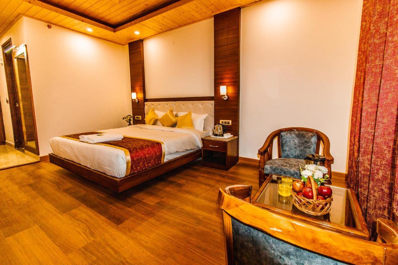 Misty Mountain Manali Hotel Buitenkant foto
