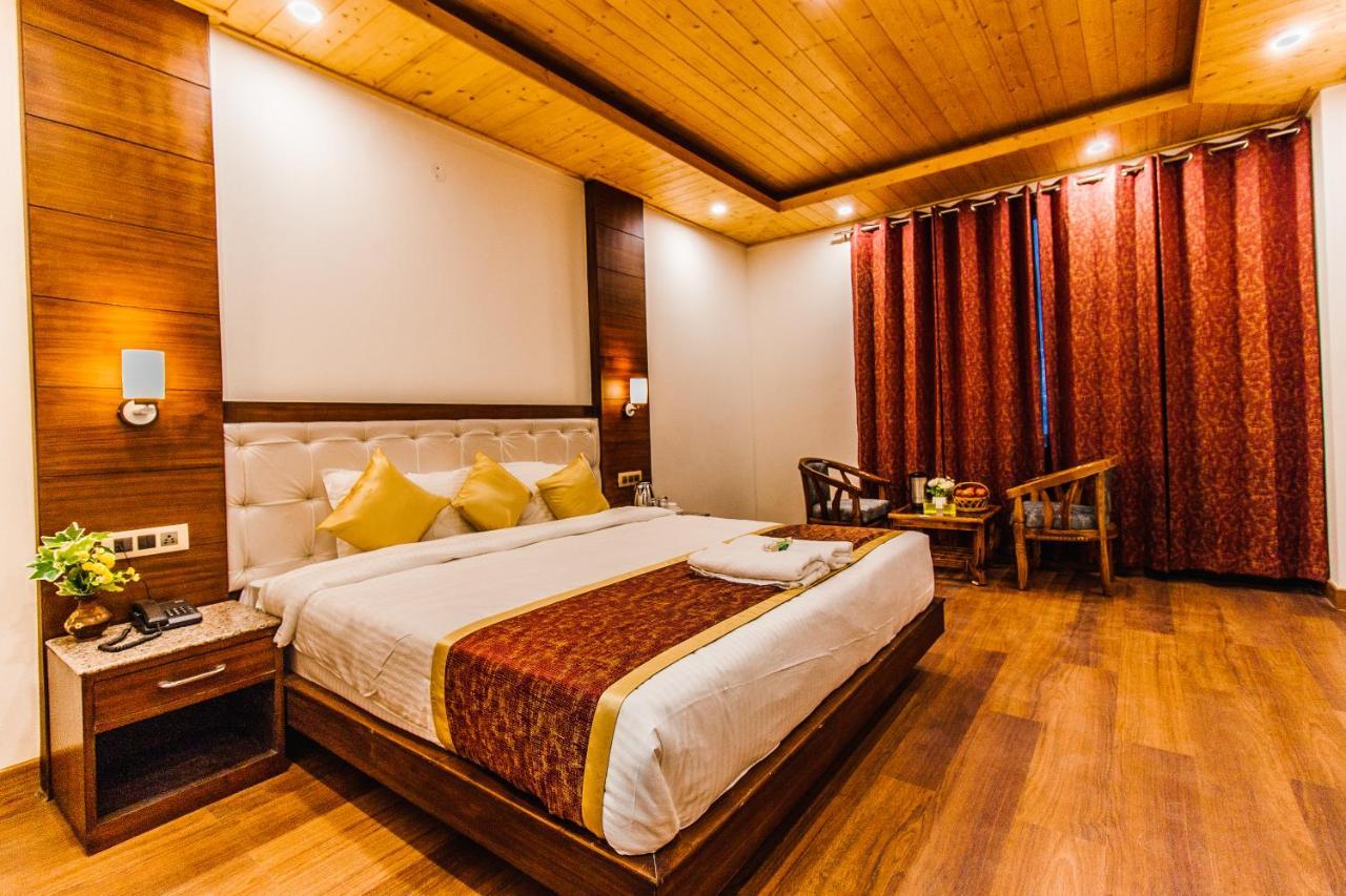 Misty Mountain Manali Hotel Buitenkant foto